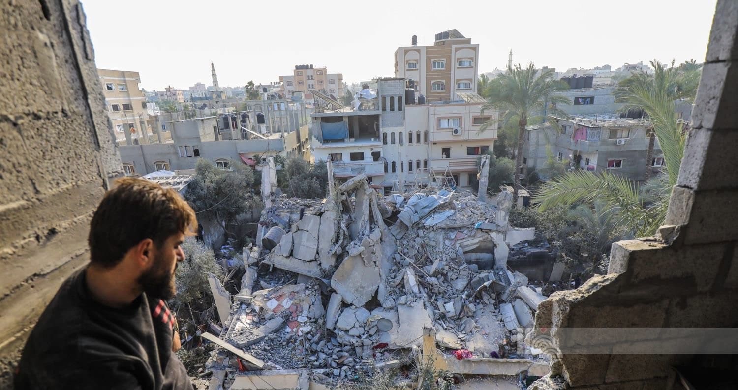 العدوان الغاصب يواصل غاراته العنيفة على غزة