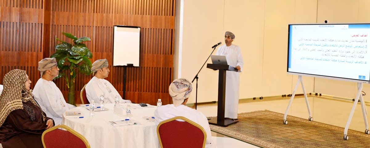 ورشة عمل تدرس تطوير برنامج الابتعاث الداخلي والخارجي للمرحلة الجامعية الأولى