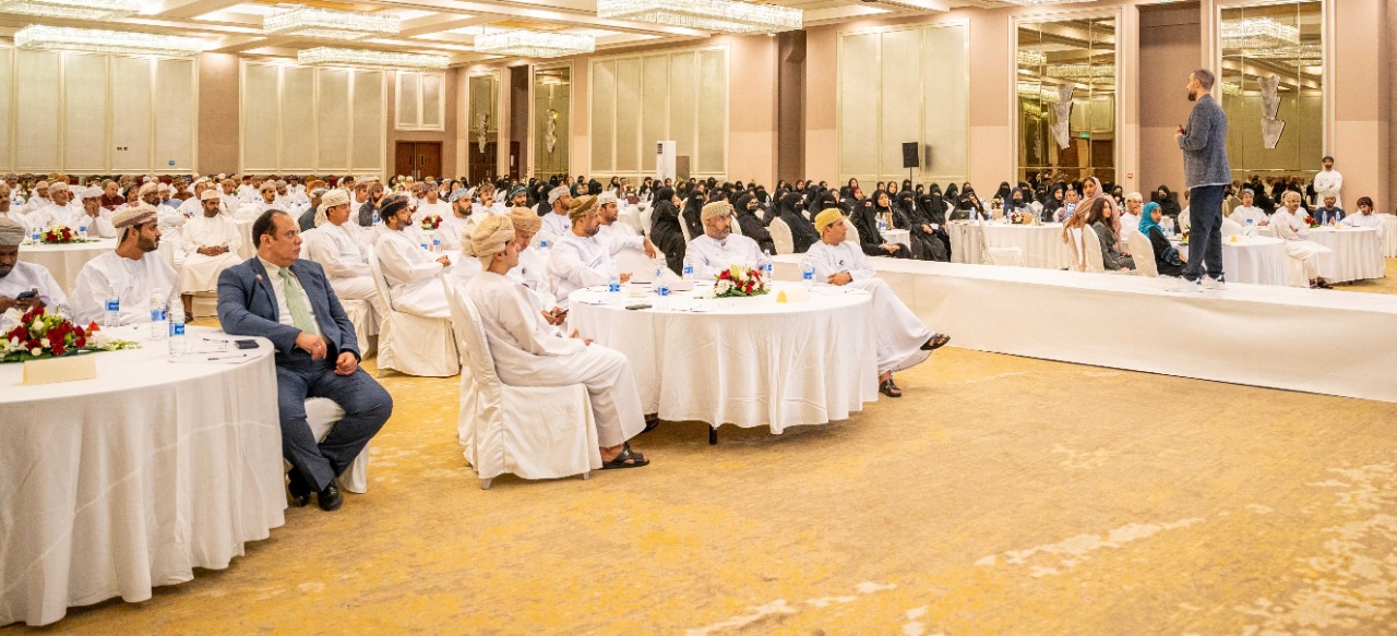 بمشاركة أكثر من 300 من رواد الأعمال: بنك مسقط ينظم ندوة عن تنمية الأعمال التجارية لزبائن نجاحي في صلالة