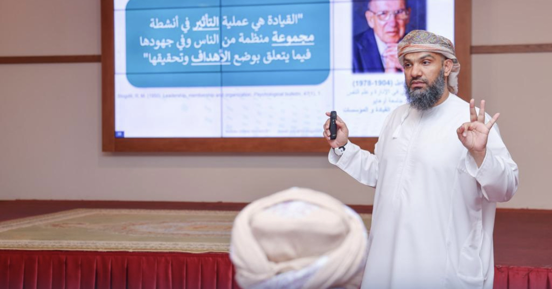 العمل تنظم ورشة لشاغلي الوظائف الإشرافية والقيادية الحكوميين