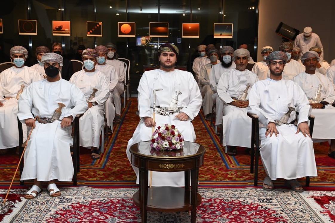 بالصور: سمو السيد بلعرب يفتتح معرض التصوير الفلكي