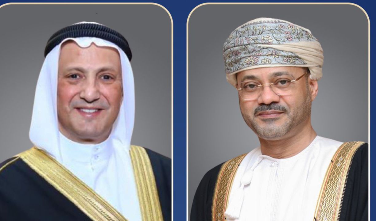 السيد بدر يهنئ وزير الخارجية الكويتي