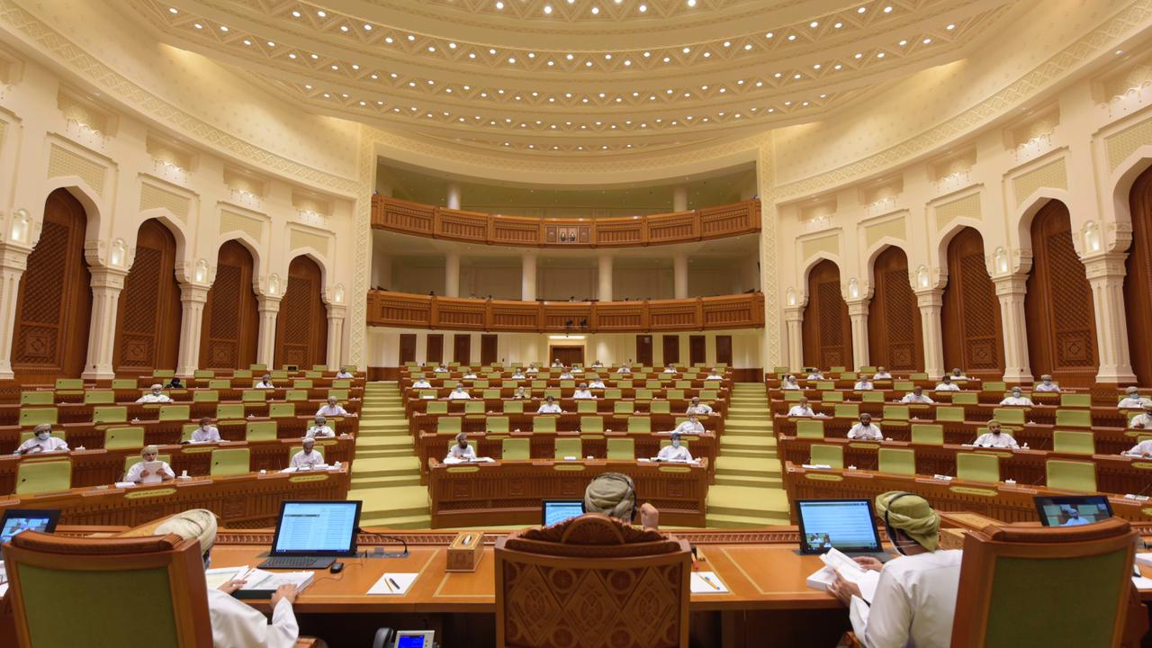 منها المحكمة النظامية: الشورى يجيز 3 قوانين ويحيلها للدولة