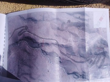 سيوصِل إلى كهف الجن وقرى باردة في الصيف: متى سيرى طريق “عمق الرباخ” النور؟