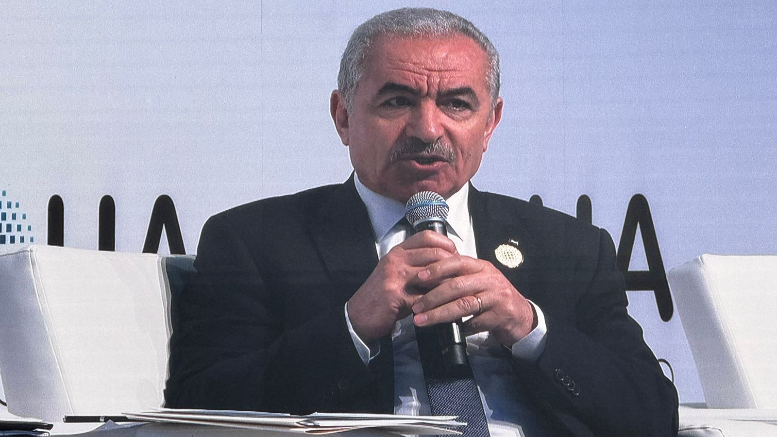 رئيس وزراء فلسطين: يجب فرض عقوبات على إسرائيل