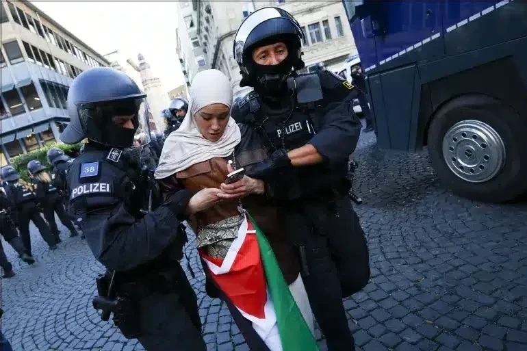 الحكومة الألمانية تواجه تهمة دعم الإبادة الجماعية في غزة