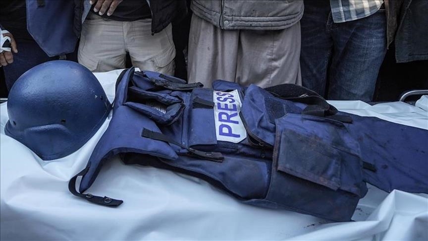 حكومة غزة: قتل الصحفيين تمهيد للتغطية على مذابح الاحتلال الوحشية