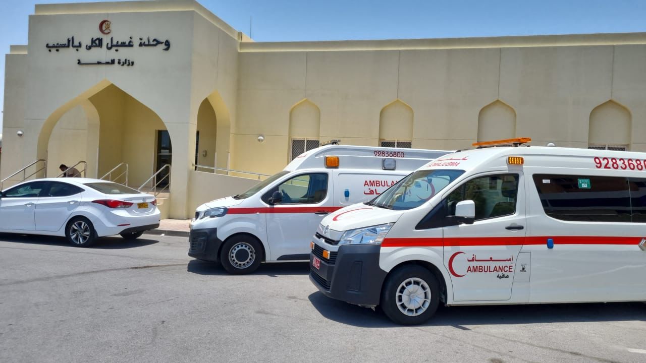 للمسنين المقعدين: هناك مبادرة خيرية لنقلهم من مكان إلى آخر