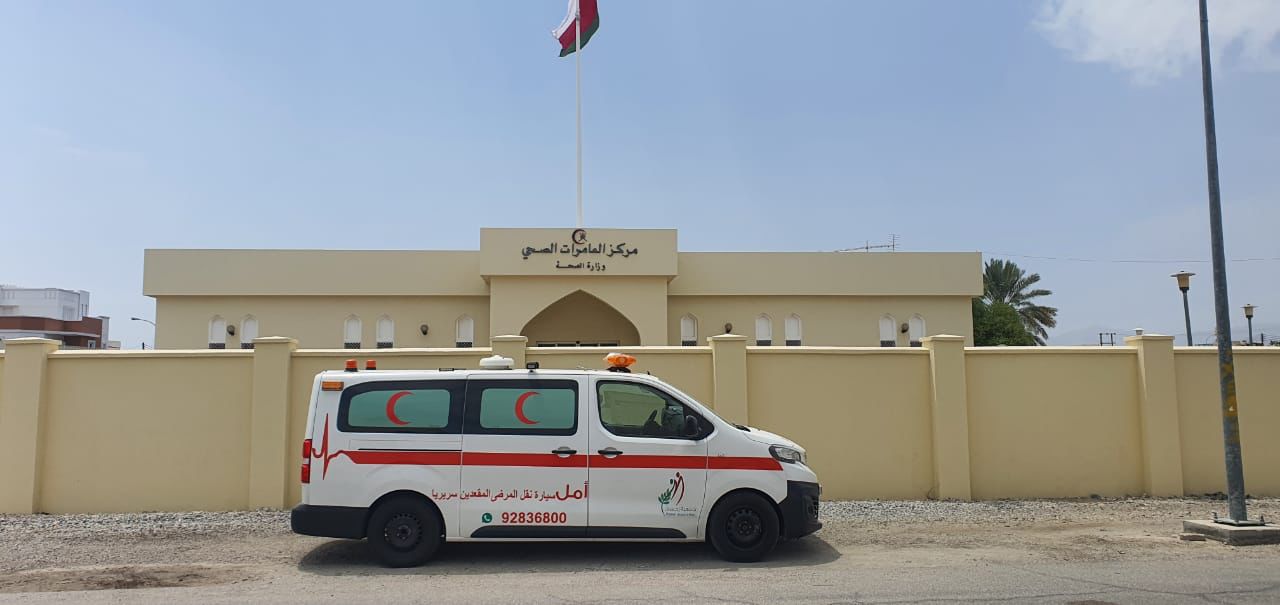 للمسنين المقعدين: هناك مبادرة خيرية لنقلهم من مكان إلى آخر