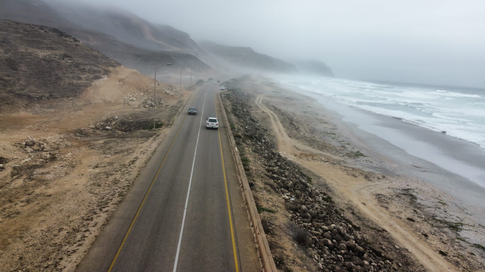 طرح مناقصتي ازدواجية ريسوت – المغسيل وأعمال ازدواجية الطريق من دوار الغاز إلى دوار بلاد صور