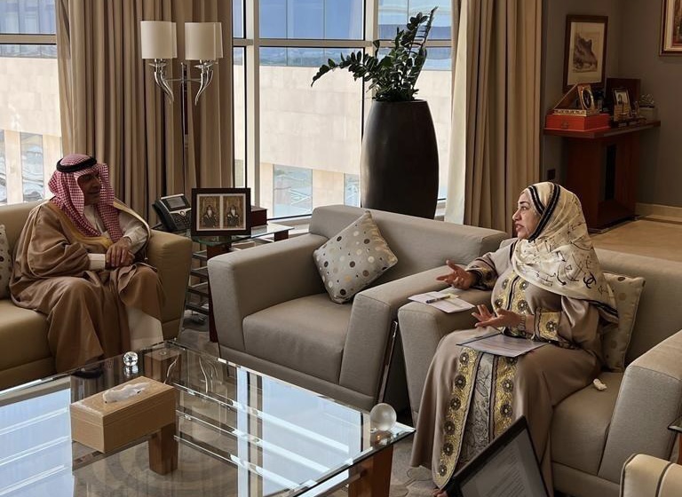 وزيرة التعليم العالي تستقبل رئيس جامعة الأمير محمد بن فهد