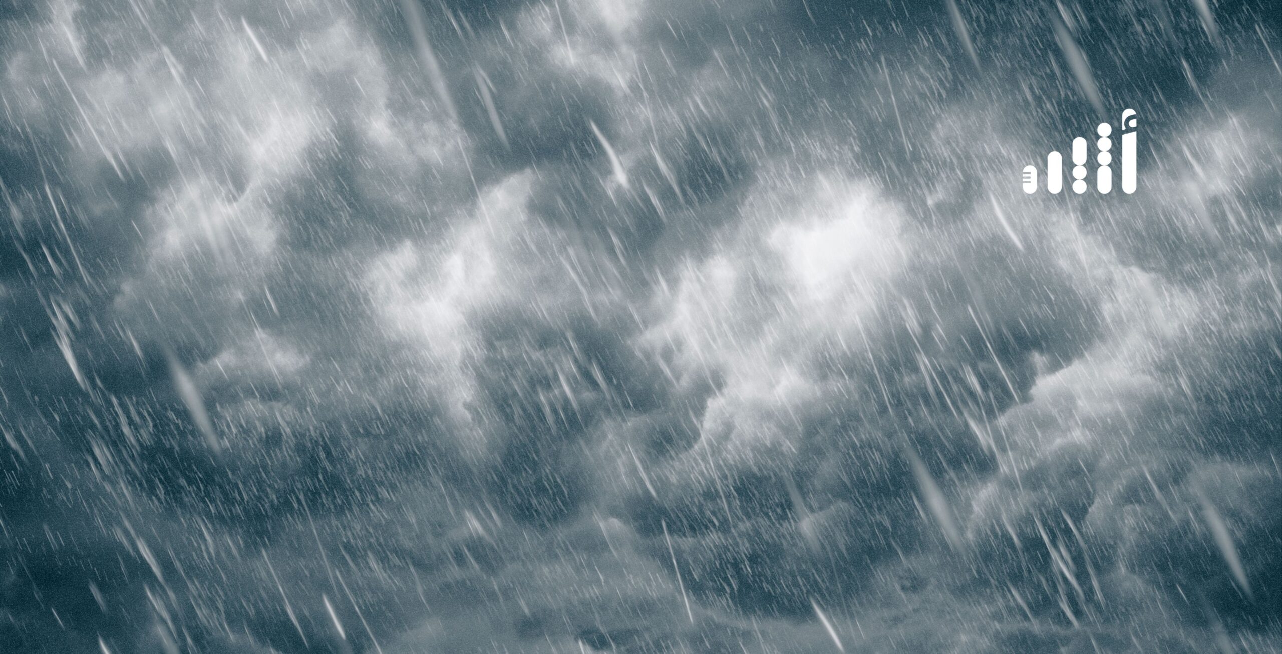 من بينها مسقط، إصدار تقرير عن الحالة الجوية في بحر العرب والمحافظات المتأثرة بها