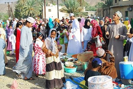 مظاهر الاحتفال بالعيد الوطني في سلطنة عمان - الاستعدادات للاحتفال