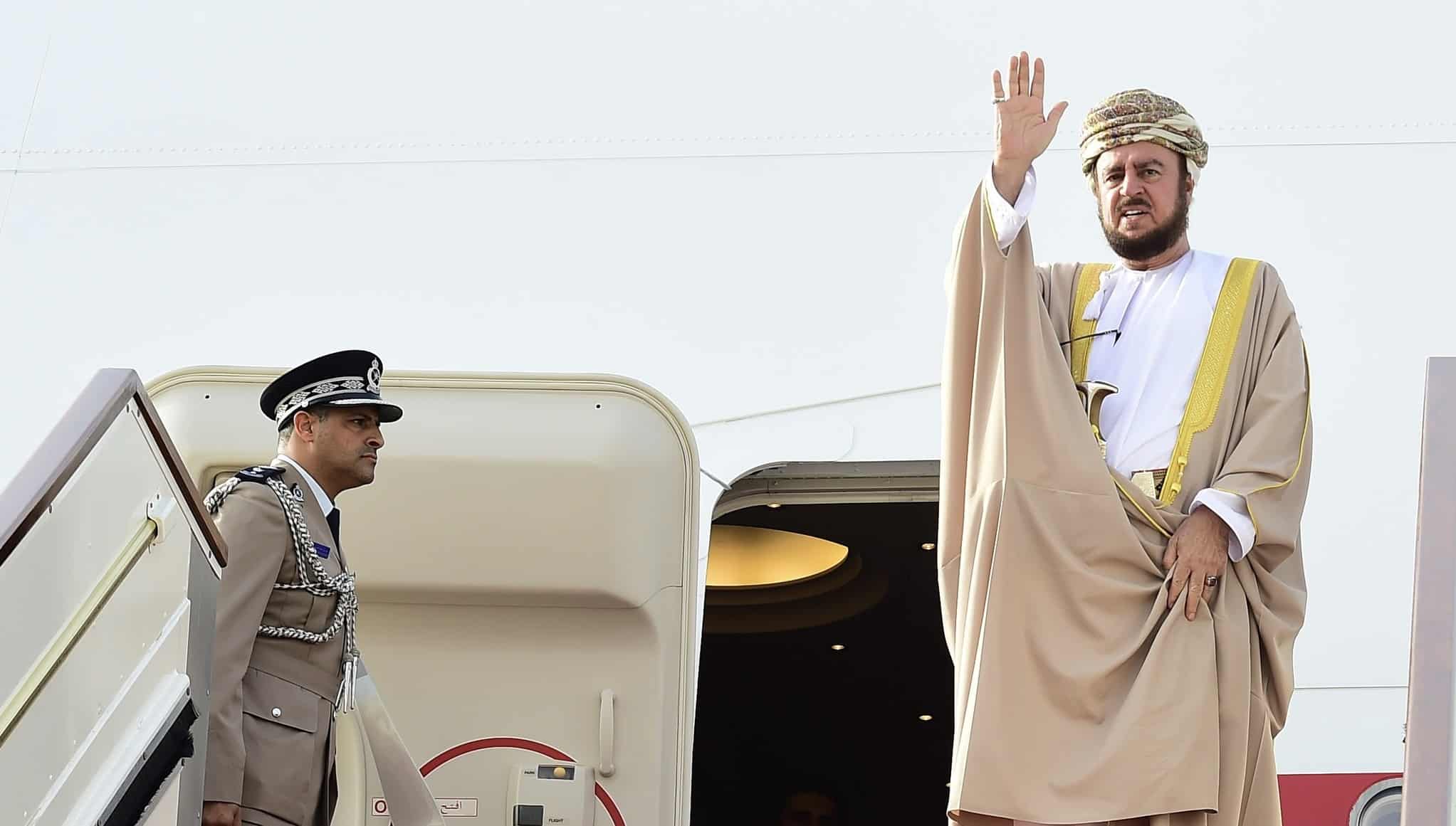 سمو السيد أسعد يتوجه إلى السعودية