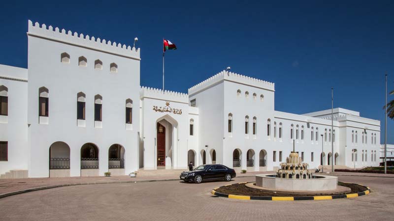 الخارجية تصدر إعلانًا حول مراجعة الدائرة القنصلية فيها