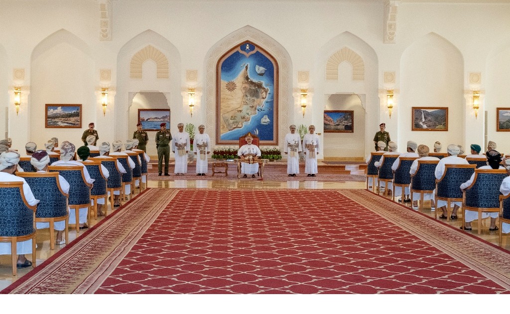 مقال لرئيس تحرير “الأهرام” سابقًا: “سـلامًا أهـل عُـمان”