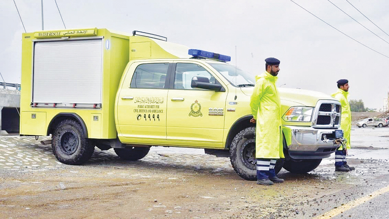 وفاة شخص بعد انجراف المركبة في وادي سرور