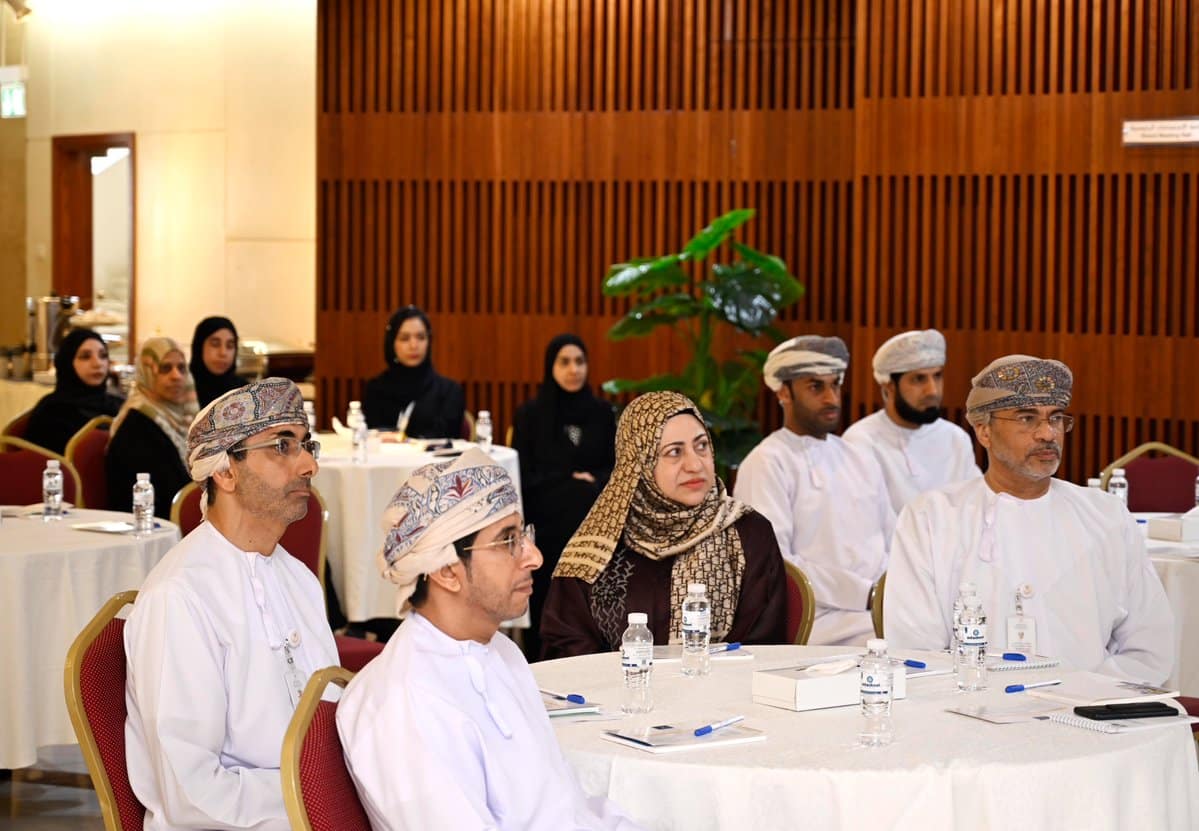 ورشة عمل تدرس تطوير برنامج الابتعاث الداخلي والخارجي للمرحلة الجامعية الأولى