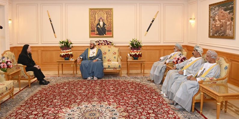 سمو السيد أسعد يودع السفيرة الأمريكية