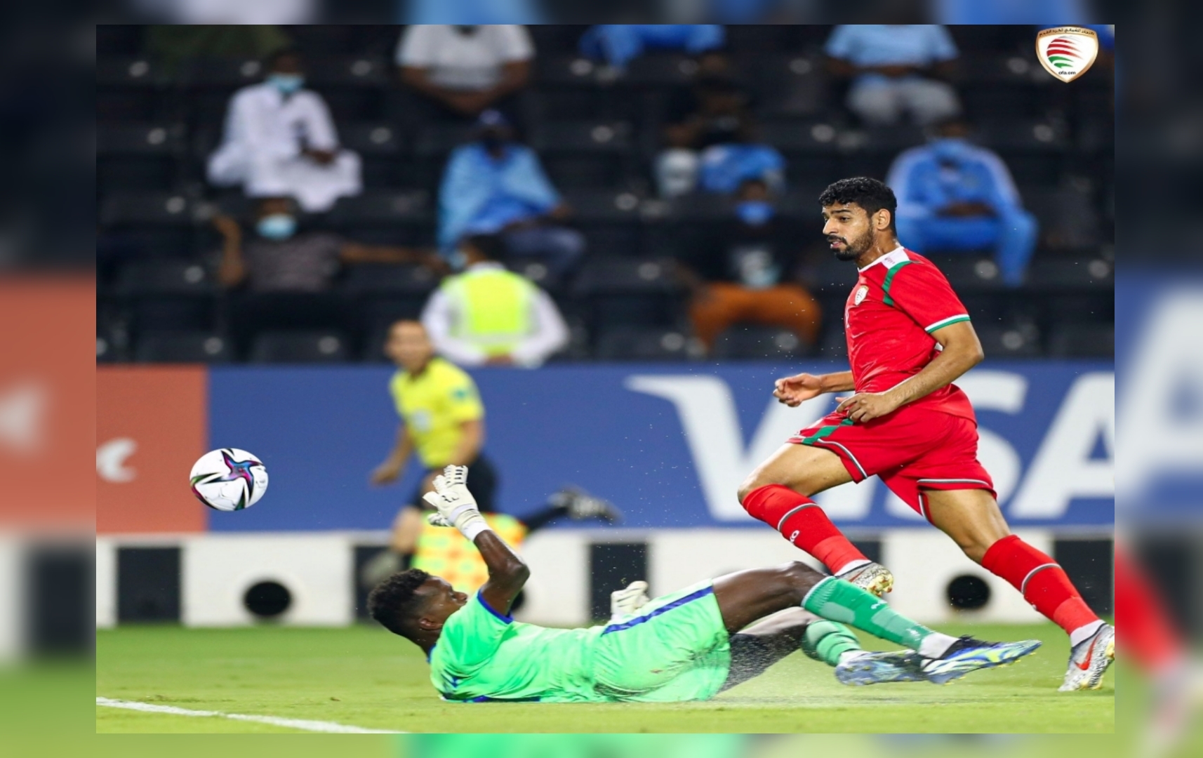 الأحمر يعبر الصومال
