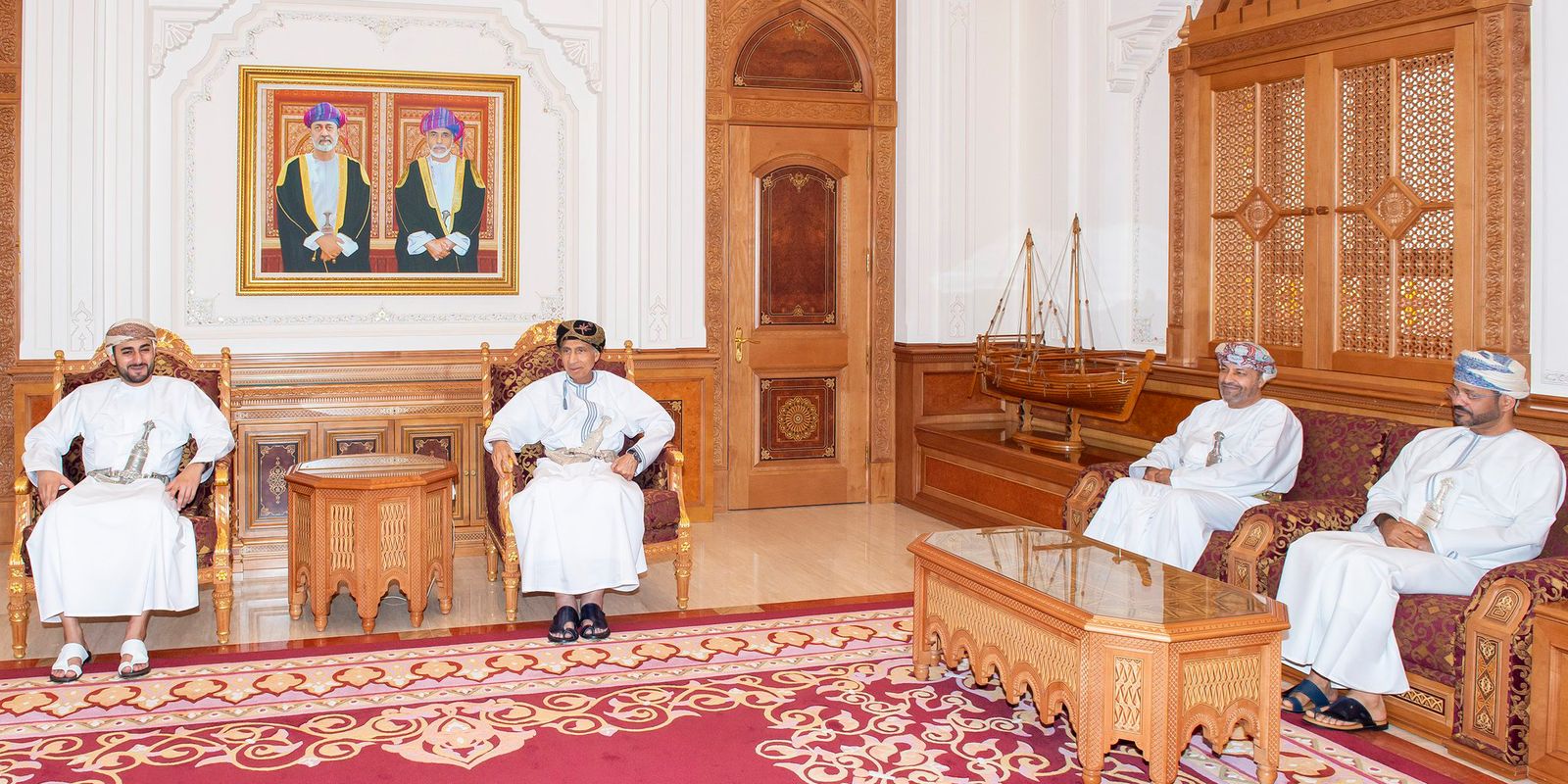 سمو السيد فهد: مؤسسات الدولة تعمل بصورة متكاملة في تنفيذ الخطط والبرامج