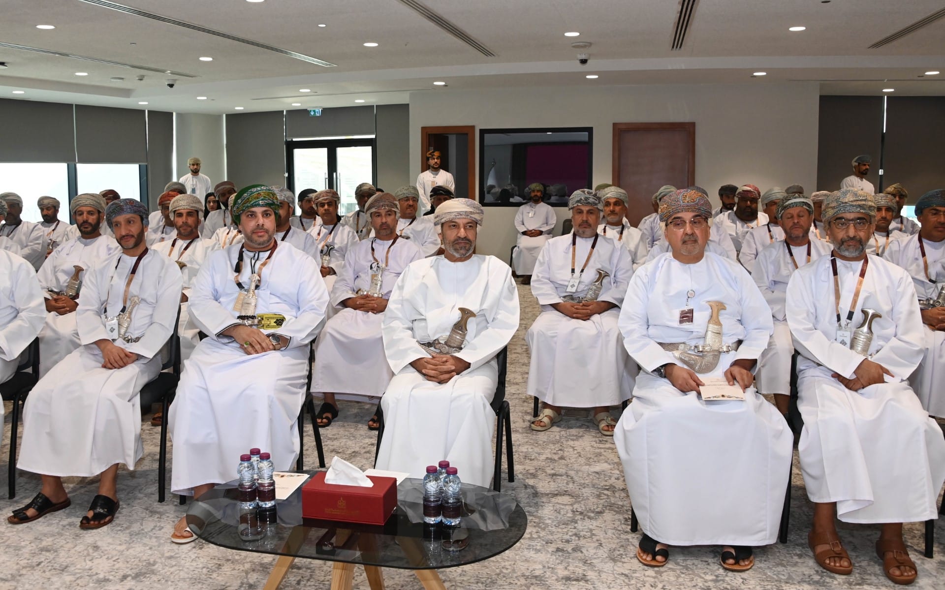 بالشراكة مع “الداخلية”: برنامج جديد من الأكاديمية السلطانية للإدارة يستهدف الولاة
