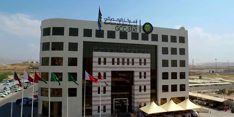 169 ذكرًا مقابل 100 أنثى في دول الخليج