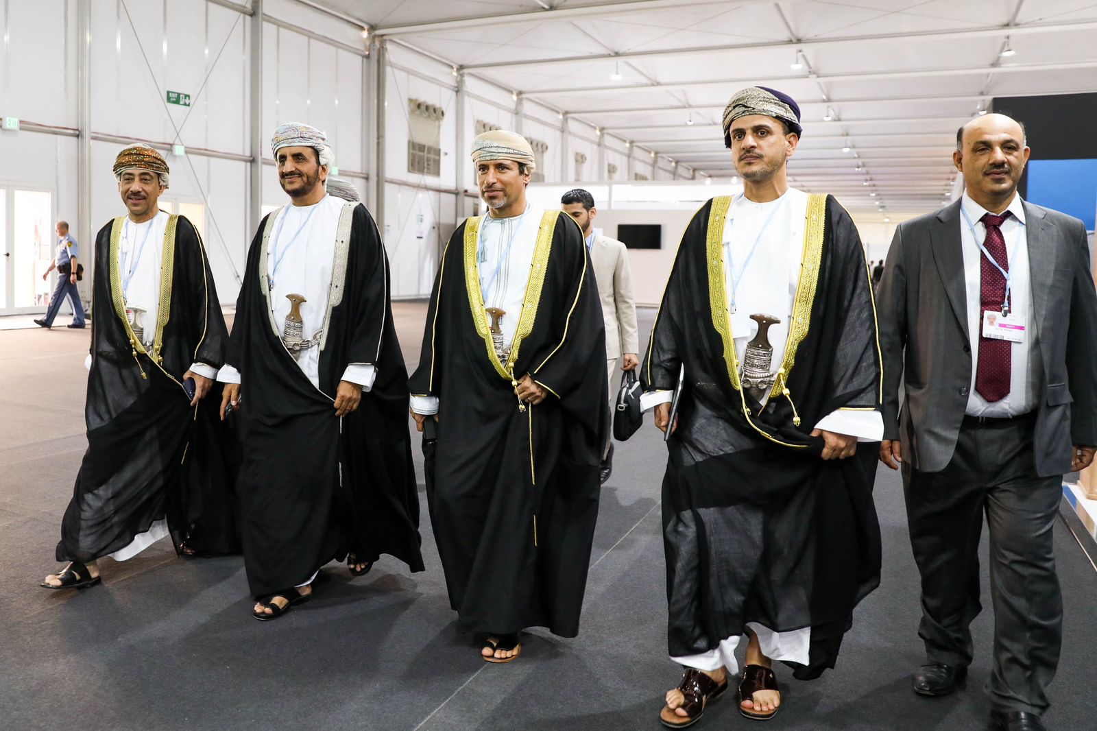 سلطنة عمان تطرح فرص الاستثمار في إنتاج الهيدروجين الأخضر