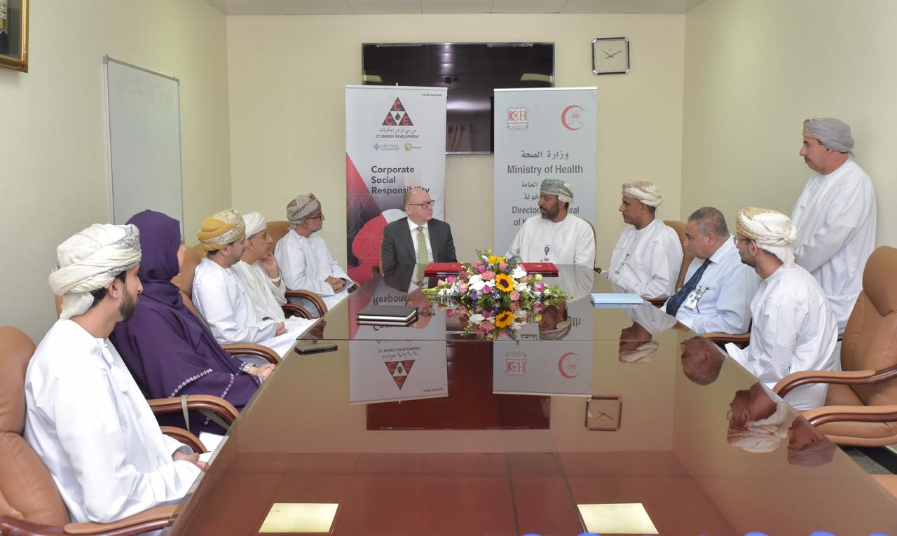 يُعد الأول من نوعه: توقيع اتفاقية لشراء جهاز جديد لمستشفى خولة