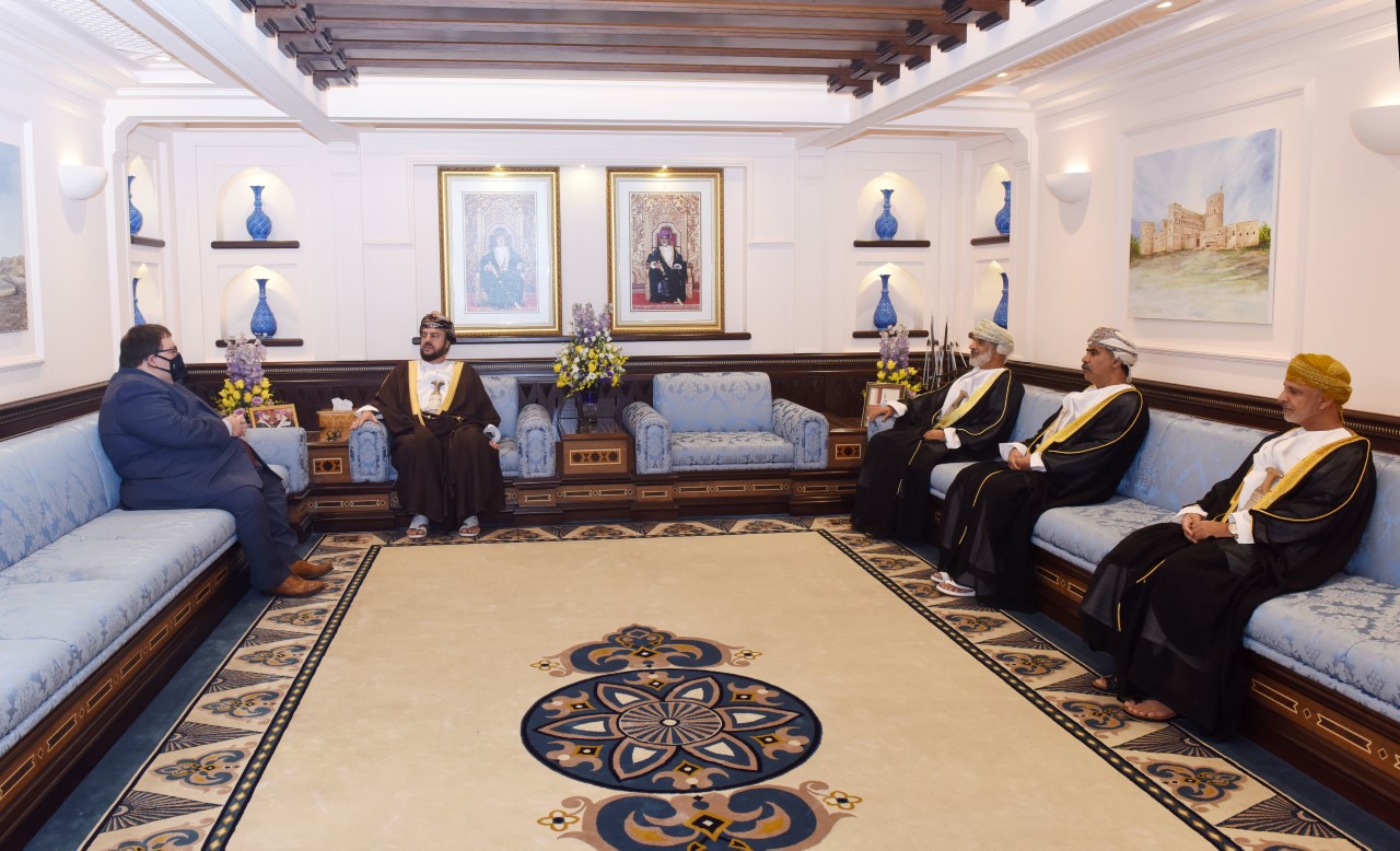 سمو السيد أسعد بن طارق يستقبل سفير قبرص