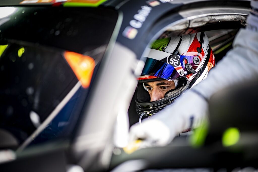 الفيصل الزبير يعود مُجددًا إلى حلبات السباقات