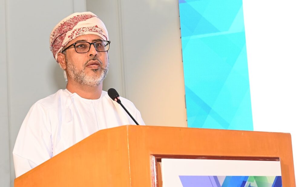 يستهدف الإدارات العليا: نسخة جديدة من برنامج لوزارة العمل؛ تعرف عليه