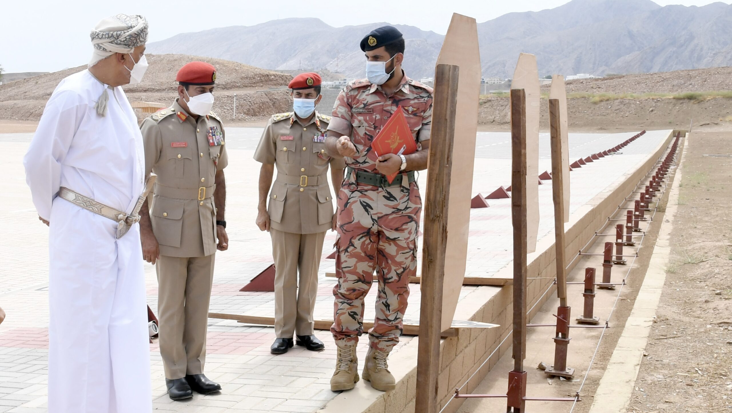 سمو السيد شهاب يقوم بزيارة ميدانية تفقدية