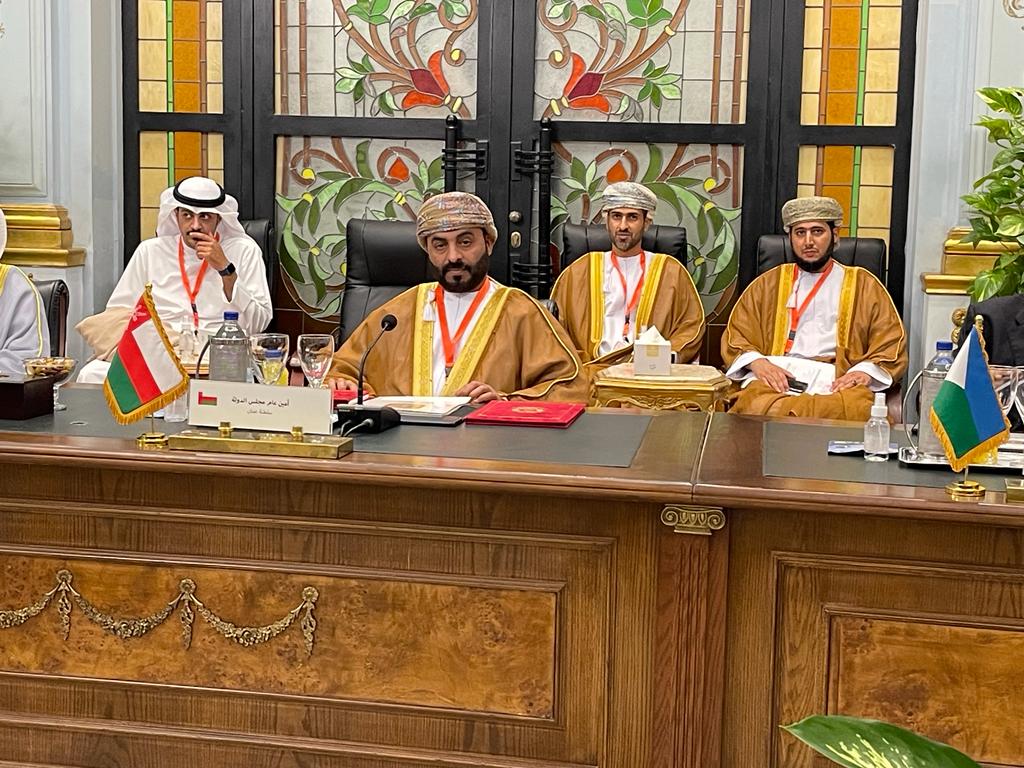 مشاركة عمانية في مؤتمر سنوي عربي