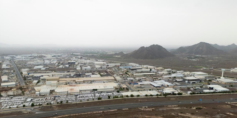 قريبًا: مصانع طبية وغذائية وتشكيلات حديدية في “نزوى الصناعية”