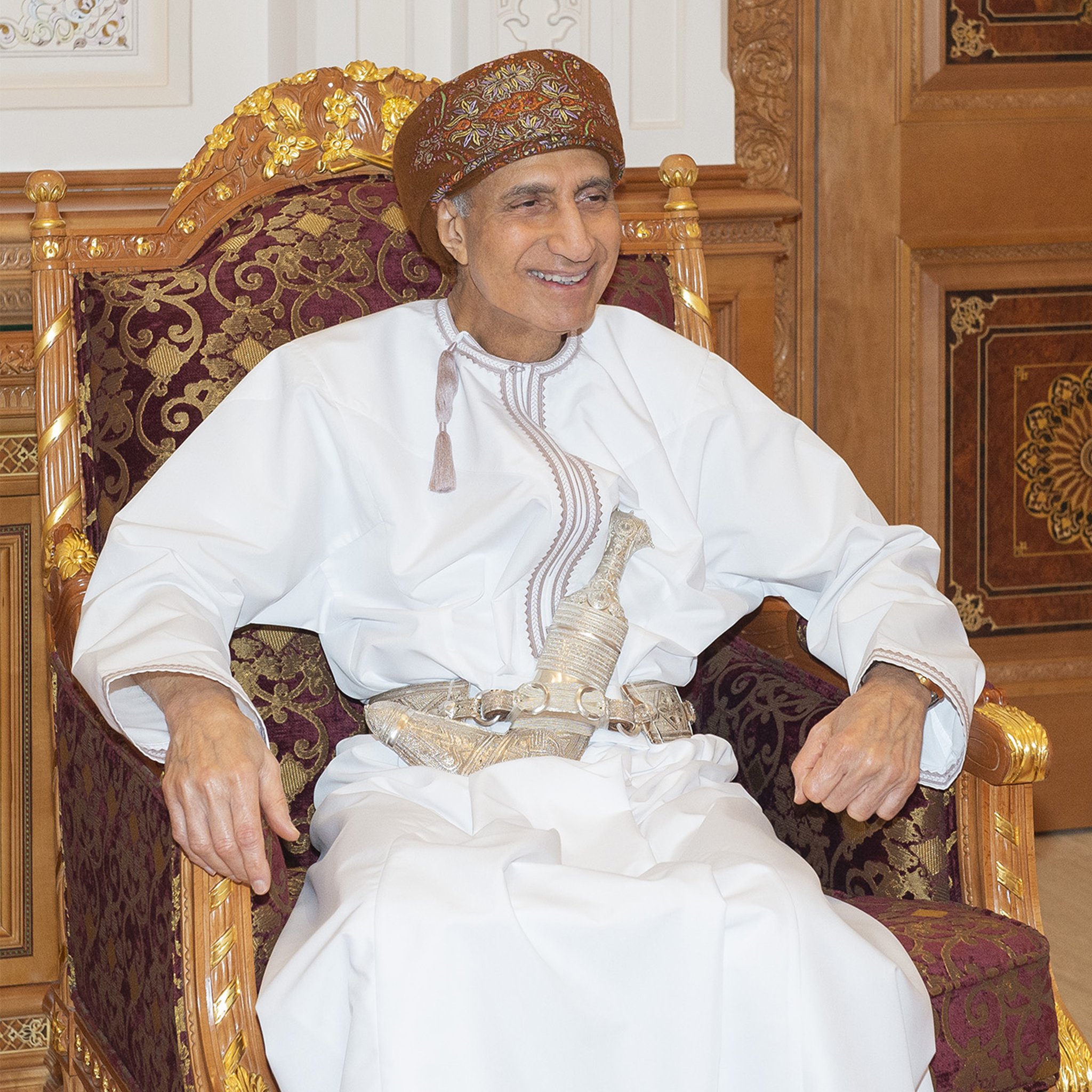 سمو السيد فهد يستقبل أعضاء من مجلس الشورى