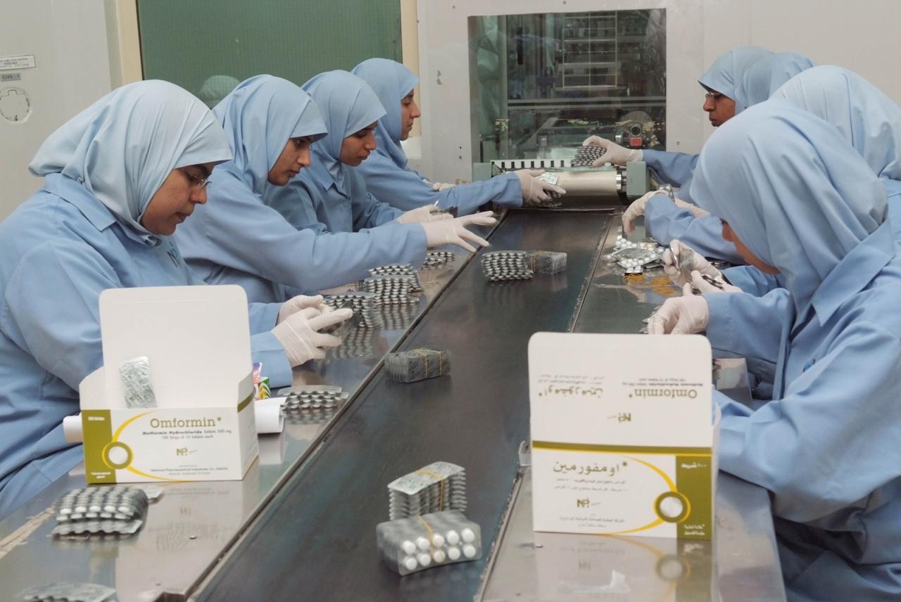 المرأة العُمانية: خمسون عامًا من الإنجازات والنجاحات