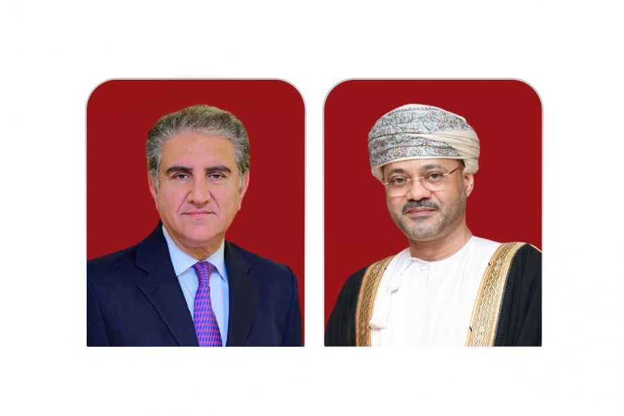 باتصال هاتفي: بحث تعزيز التعاون بين سلطنة عمان وباكستان