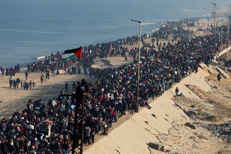 نداء استغاثة: 90% من العائدين لشمال غزة بلا مأوى