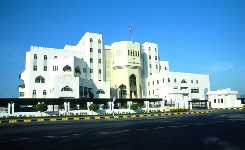 البلديات تتفاعل مع خبر لـ “أثير” وتؤكد: تمت إحالة المخالفين للادعاء العام