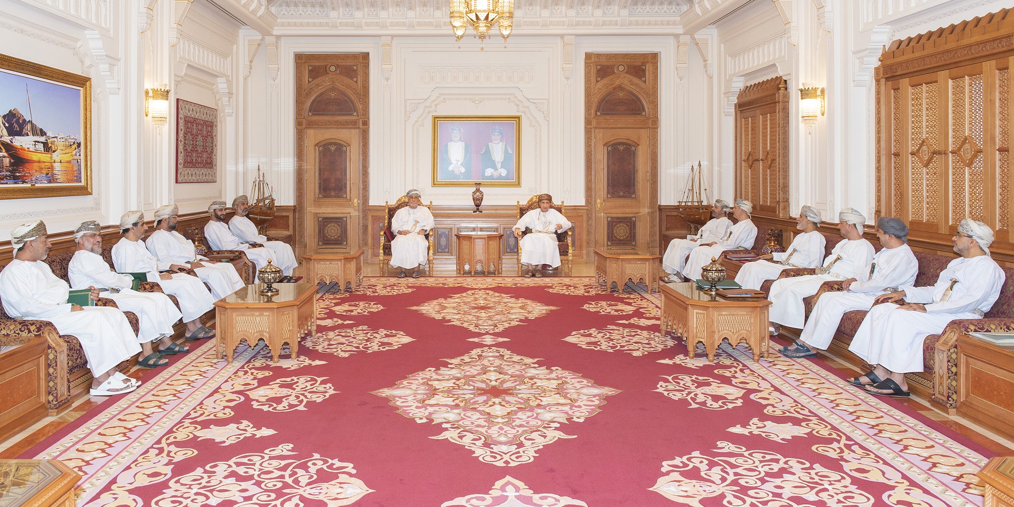 سمو السيد فهد يستقبل أعضاء من مجلس الشورى