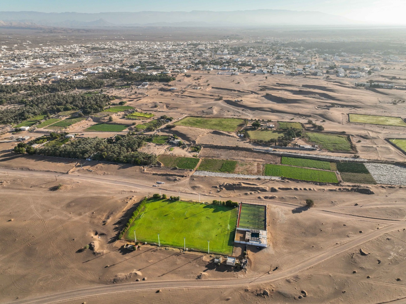 بنك مسقط يواصل استلام طلبات الفرق الأهلية الرياضية للاستفادة من برنامج “الملاعب الخضراء”
