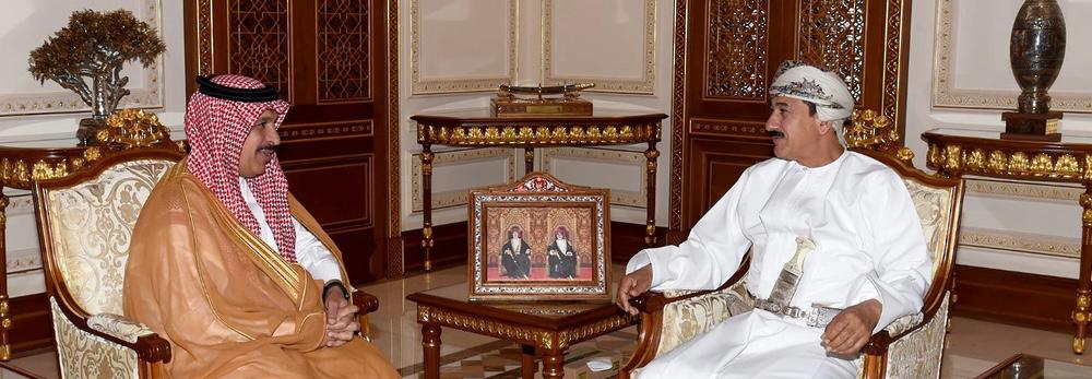 وزير المكتب السلطاني يستقبل سفيرين