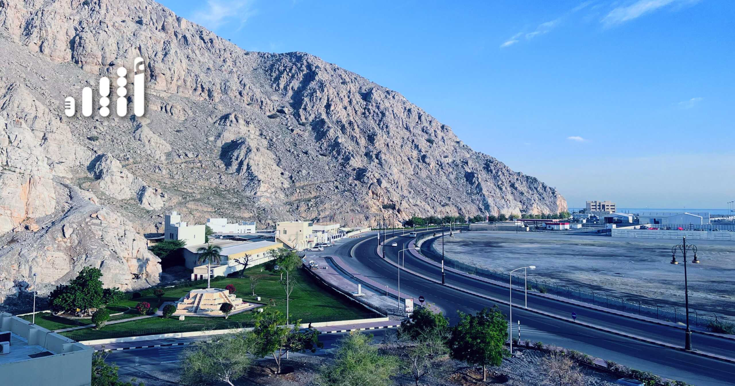 من بينها مطار جديد وتاكسي بحري: 10 موضوعات مهمة تحدث عنها محافظ مسندم