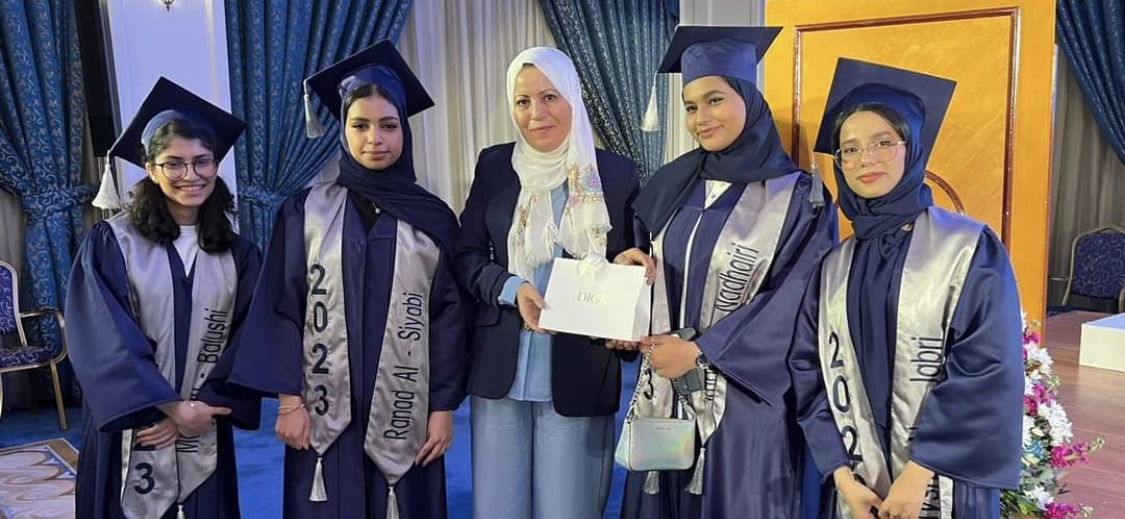 قصة المعلمة التونسية التي قال عنها طلابها بأنها “كانت أمًا”