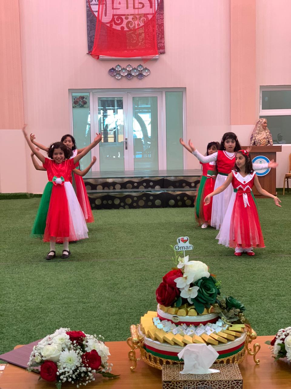 الاحتفال بالعيد الوطني الـ 49 المجيد في “التألق الخاصة”