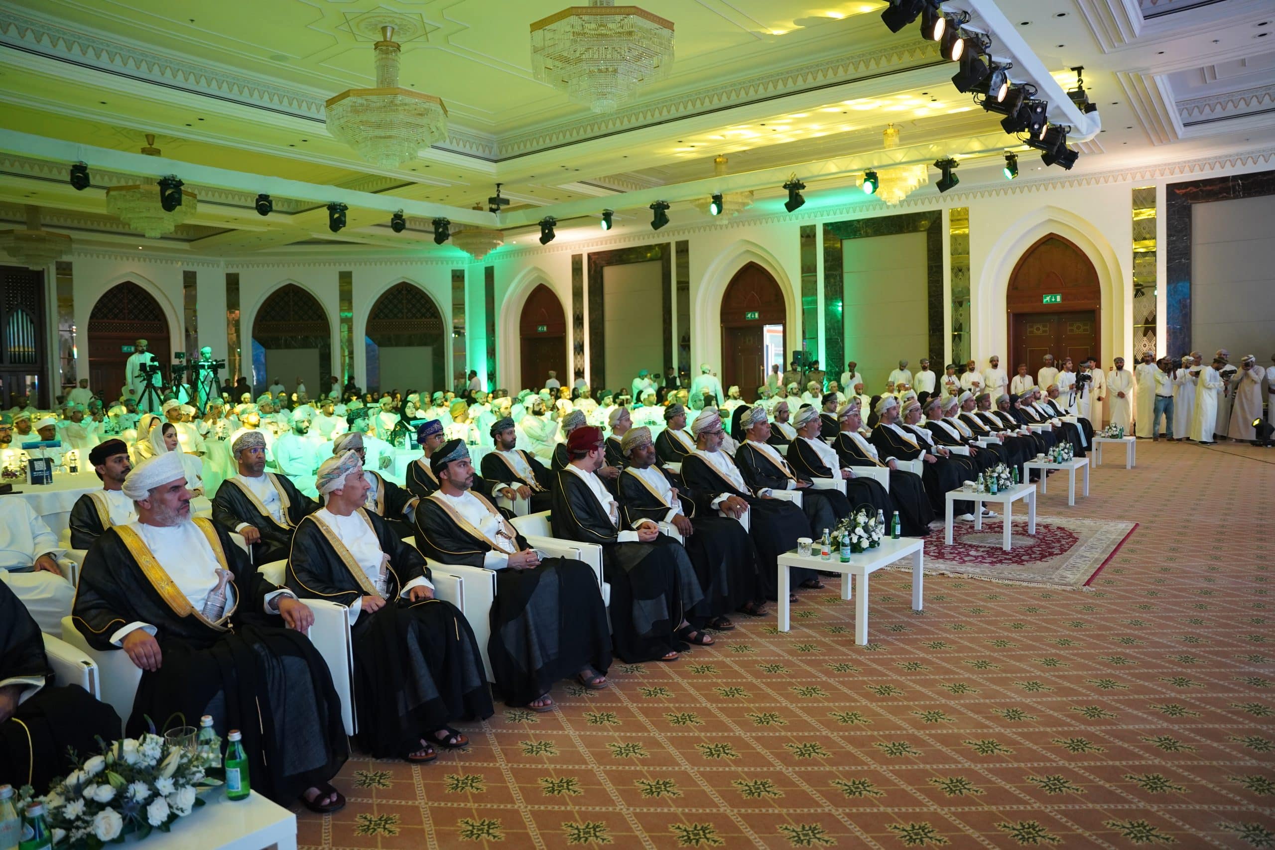 8 جهات الأفضل أداءً وتطبيقًا للإجادة المؤسسية؛ فماذا قال وزير العمل عن ذلك؟
