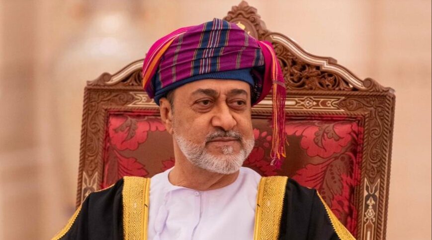 جلالة السلطان يُهنئ ملك المغرب