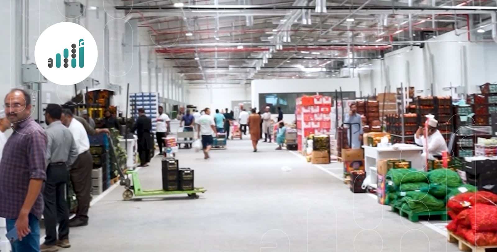 بتطبيق إلكتروني وأسعار تنافسية: عُمانيون يُحسِّنون بيئة العمل في سوق الخضروات والفواكه الجديد