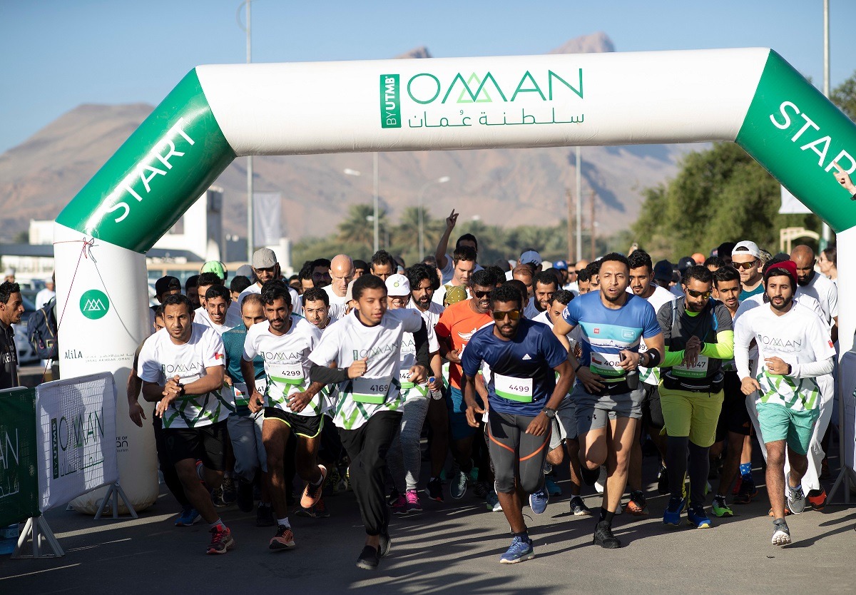 ركض أكثر من 36 ساعة: عُماني يسجل إنجازًا رياضيًا للسلطنة